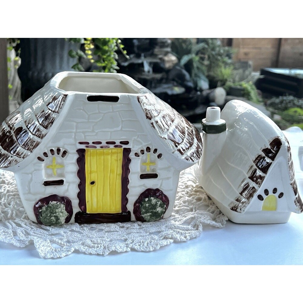 Sierra Vista California Pottery Cottage Cookie Jar Vintage 1953